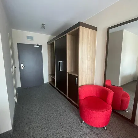 公寓 Apartament W Hotelu Diva 4 Osobowy *